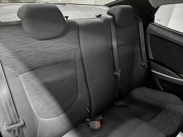 Hyundai Solaris I Рестайлинг с пробегом 2014 года, цена 990 000 рублей, 148420 км, седан, Автокод Объявления