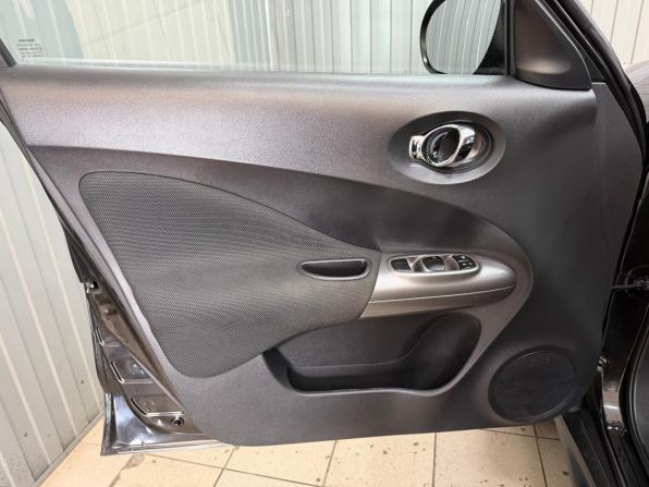 Nissan Juke I с пробегом 2012 года, цена 968 000 рублей, 145805 км, внедорожник, Автокод Объявления