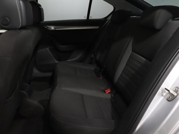Skoda Octavia III (A7) Рестайлинг с пробегом 2018 года, цена 2 174 000 рублей, 84700 км, лифтбек, Автокод Объявления
