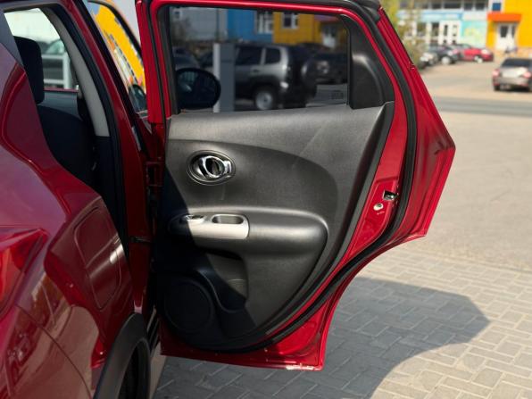 Nissan Juke I с пробегом 2012 года, цена 1 000 000 рублей, 134933 км, внедорожник, Автокод Объявления