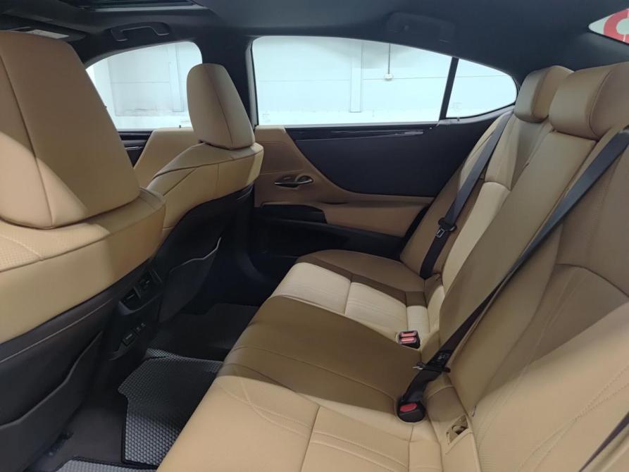 Lexus ES VII Казань  - изображение 15