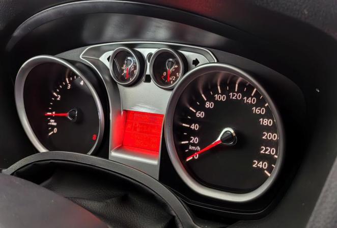 Ford Focus II с пробегом 2008 года, цена 580 000 рублей, 146301 км, седан, Автокод Объявления