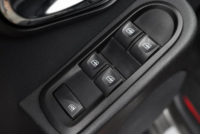 Lada (ВАЗ) Largus I Рестайлинг с пробегом 2022 года, цена 1 260 000 рублей, 121000 км, универсал, Автокод Объявления