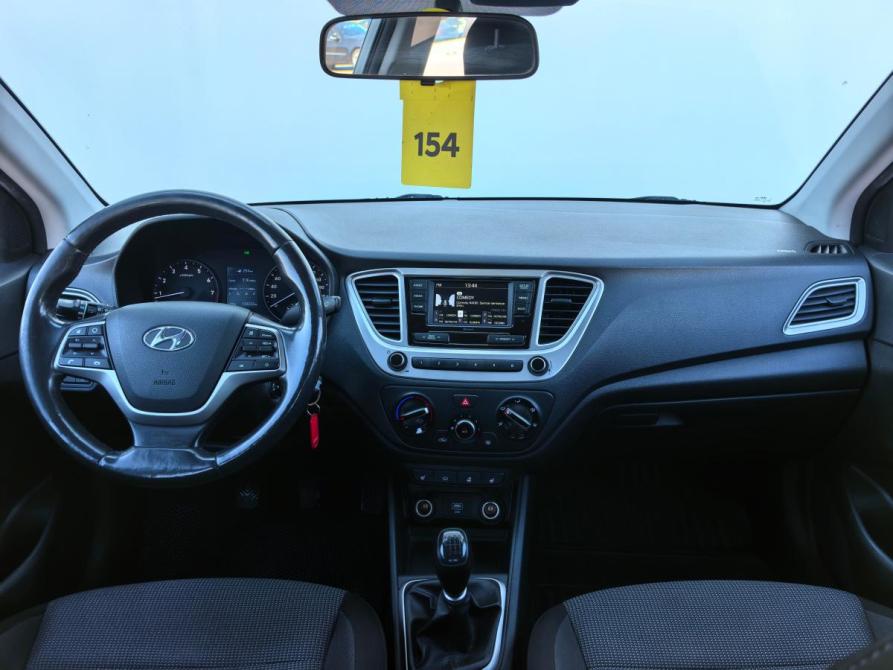 Hyundai Solaris II Санкт-Петербург  - изображение 9