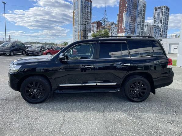 Toyota Land Cruiser 200 Series Рестайлинг 2 с пробегом 2017 года, цена 5 099 000 рублей, 224505 км, внедорожник, Автокод Объявления