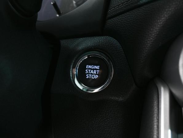 Toyota RAV4 V (XA50) с пробегом 2021 года, цена 3 199 000 рублей, 113671 км, внедорожник, Автокод Объявления
