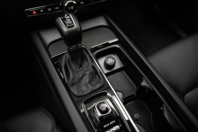 Volvo XC60 II с пробегом 2019 года, цена 3 032 000 рублей, 107000 км, внедорожник, Автокод Объявления