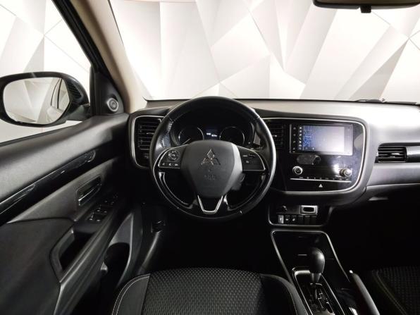 Mitsubishi Outlander III Рестайлинг 3 с пробегом 2021 года, цена 2 315 000 рублей, 86186 км, внедорожник, Автокод Объявления