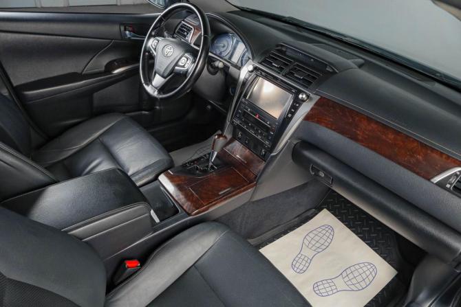 Toyota Camry VII (XV50) Рестайлинг с пробегом 2015 года, цена 1 799 000 рублей, 240106 км, седан, Автокод Объявления