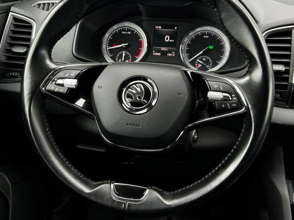 Skoda Karoq I с пробегом 2021 года, цена 2 298 400 рублей, 125002 км, внедорожник, Автокод Объявления