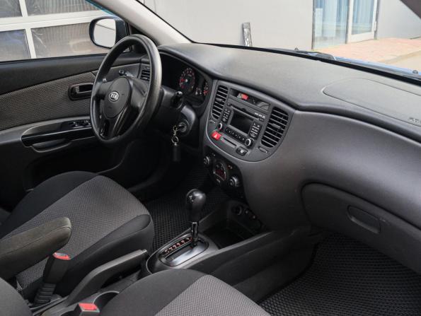 Kia Rio II Рестайлинг с пробегом 2010 года, цена 757 000 рублей, 134572 км, хэтчбек, Автокод Объявления
