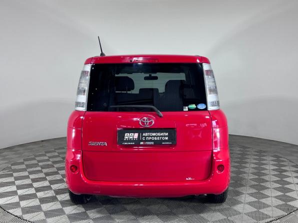 Toyota Sienta I Рестайлинг 2 с пробегом 2012 года, цена 860 000 рублей, 140271 км, минивэн, Автокод Объявления