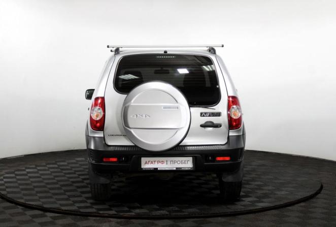 Chevrolet Niva I Рестайлинг с пробегом 2018 года, цена 790 000 рублей, 67151 км, внедорожник, Автокод Объявления