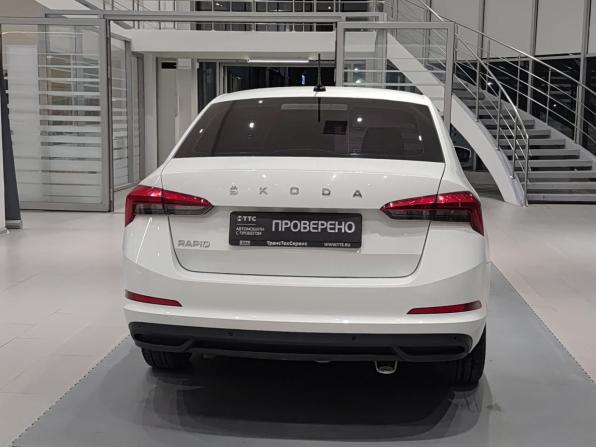 Skoda Rapid II с пробегом 2021 года, цена 1 647 000 рублей, 95123 км, лифтбек, Автокод Объявления