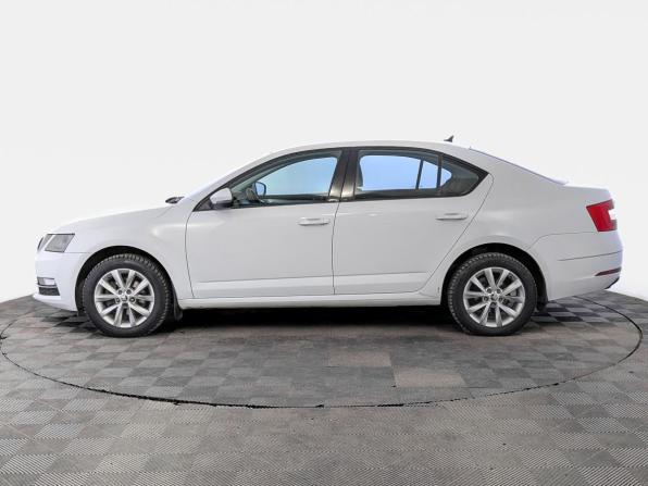 Skoda Octavia III (A7) Рестайлинг с пробегом 2019 года, цена 1 215 000 рублей, 170784 км, лифтбек, Автокод Объявления