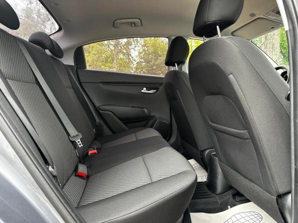 Kia Rio IV с пробегом 2018 года, цена 1 325 000 рублей, 139796 км, седан, Автокод Объявления