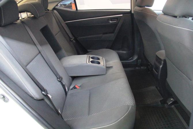 Toyota Corolla XI (E160 E170 E180) Рестайлинг 1 с пробегом 2016 года, цена 1 637 000 рублей, 90161 км, седан, Автокод Объявления