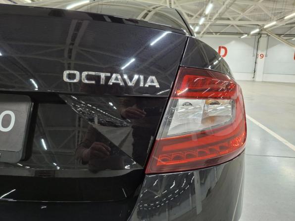 Skoda Octavia III (A7) Рестайлинг с пробегом 2018 года, цена 2 110 000 рублей, 148630 км, лифтбек, Автокод Объявления