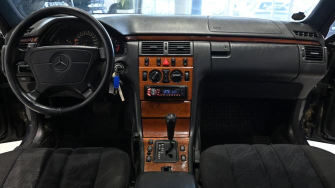Mercedes-Benz E-Класс II (W210 S210) с пробегом 1998 года, цена 675 000 рублей, 479000 км, универсал, Автокод Объявления