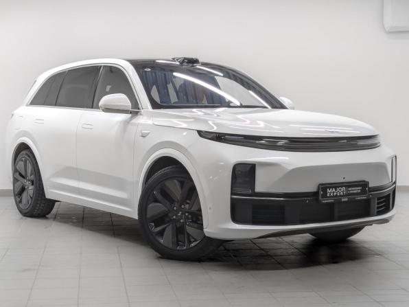 Li Auto (Lixiang) L7 I с пробегом 2023 года, цена 5 550 000 рублей, 57490 км, внедорожник, Автокод Объявления