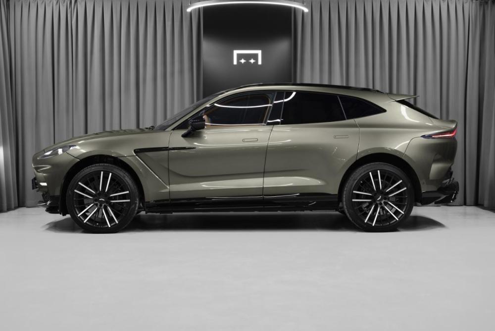Aston Martin DBX I Москва  - изображение 7