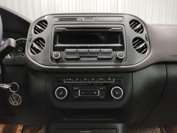 Volkswagen Tiguan I Рестайлинг с пробегом 2012 года, цена 990 000 рублей, 123730 км, внедорожник, Автокод Объявления