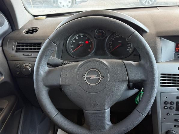 Opel Astra H Рестайлинг с пробегом 2009 года, цена 506 000 рублей, 209041 км, хэтчбек, Автокод Объявления