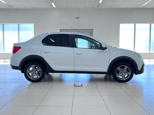Renault Logan II Рестайлинг с пробегом 2020 года, цена 1 160 000 рублей, 114780 км, седан, Автокод Объявления