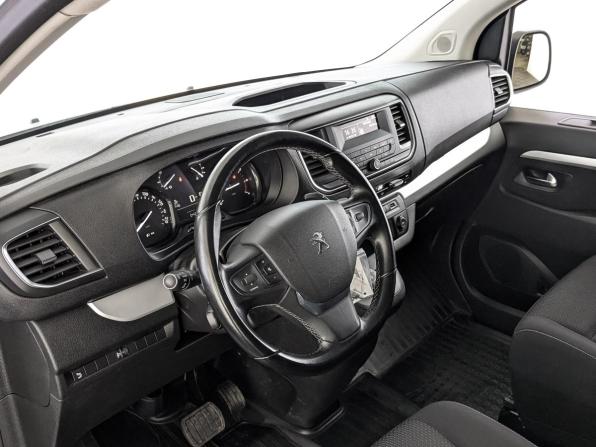 Peugeot Traveller I с пробегом 2019 года, цена 2 895 000 рублей, 42225 км, минивэн, Автокод Объявления