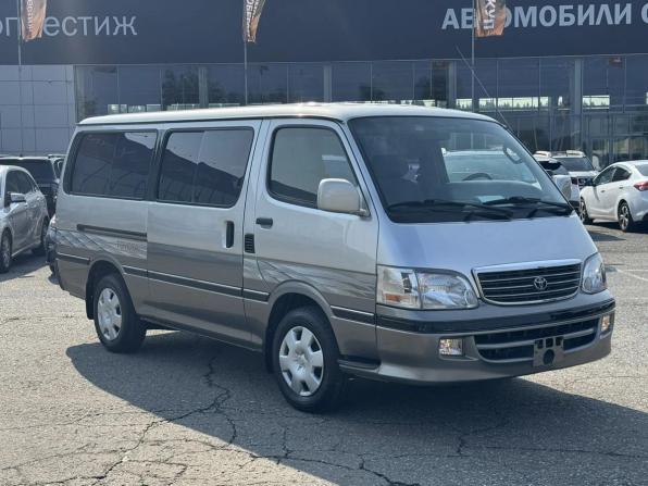 Toyota HiAce H100 с пробегом 2003 года, цена 1 250 000 рублей, 235445 км, минивэн, Автокод Объявления