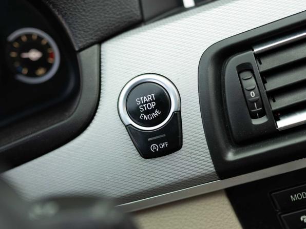 BMW 5 серии VI (F10/F11/F07) Рестайлинг с пробегом 2013 года, цена 1 850 000 рублей, 147355 км, седан, Автокод Объявления