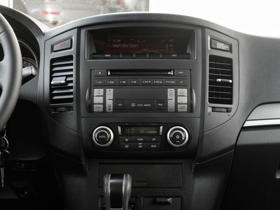 Mitsubishi Pajero IV Рестайлинг 1 Екатеринбург  - изображение 21