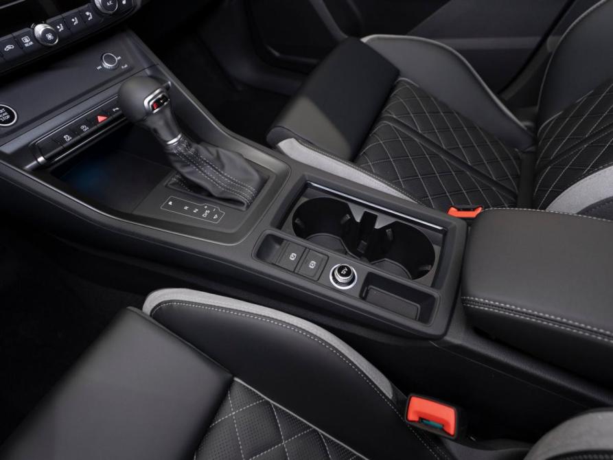 Audi Q3 II (F3) Москва  - изображение 15