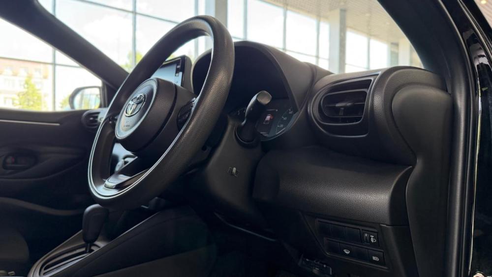 Toyota Yaris IV Новосибирск  - изображение 23
