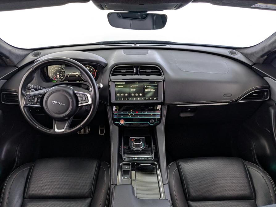 Jaguar F-Pace I Москва  - изображение 30