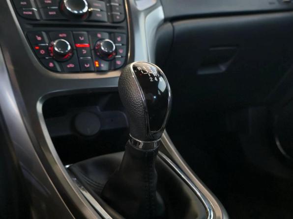 Opel Astra J с пробегом 2011 года, цена 849 000 рублей, 146000 км, хэтчбек, Автокод Объявления