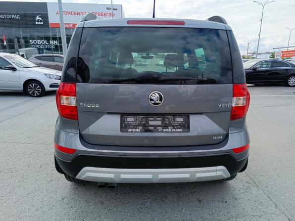Skoda Yeti I Рестайлинг с пробегом 2018 года, цена 1 679 995 рублей, 109279 км, внедорожник, Автокод Объявления