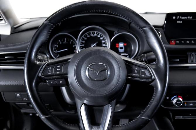 Mazda 6 III (GJ) Рестайлинг 2 с пробегом 2018 года, цена 2 399 000 рублей, 103099 км, седан, Автокод Объявления