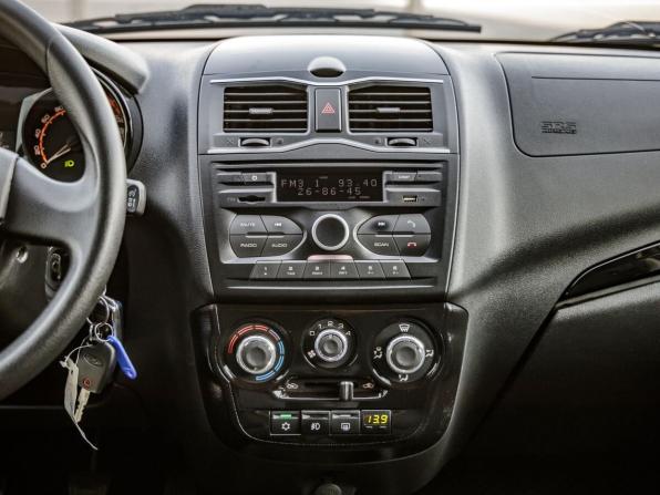 Lada (ВАЗ) Granta I Рестайлинг с пробегом 2019 года, цена 698 000 рублей, 104092 км, седан, Автокод Объявления