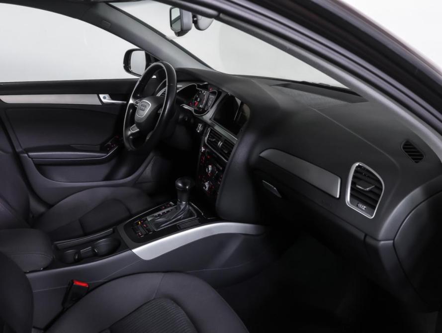 Audi A4 IV (B8) Рестайлинг Москва  - изображение 10