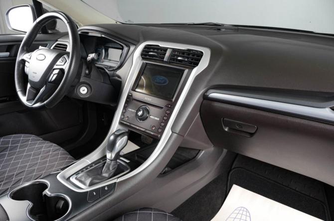 Ford Mondeo V с пробегом 2017 года, цена 1 949 000 рублей, 168500 км, седан, Автокод Объявления
