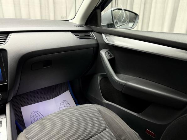 Skoda Octavia III (A7) с пробегом 2013 года, цена 779 000 рублей, 379404 км, лифтбек, Автокод Объявления