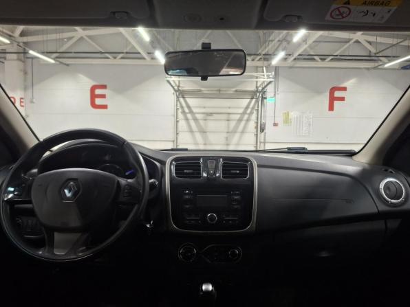 Renault Sandero II с пробегом 2016 года, цена 950 000 рублей, 111103 км, хэтчбек, Автокод Объявления