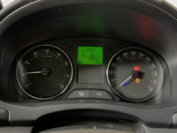 Skoda Roomster I Рестайлинг с пробегом 2014 года, цена 948 000 рублей, 49909 км, компактвэн, Автокод Объявления