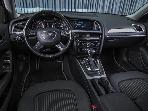 Audi A4 IV (B8) Рестайлинг с пробегом 2013 года, цена 1 429 000 рублей, 150027 км, седан, Автокод Объявления