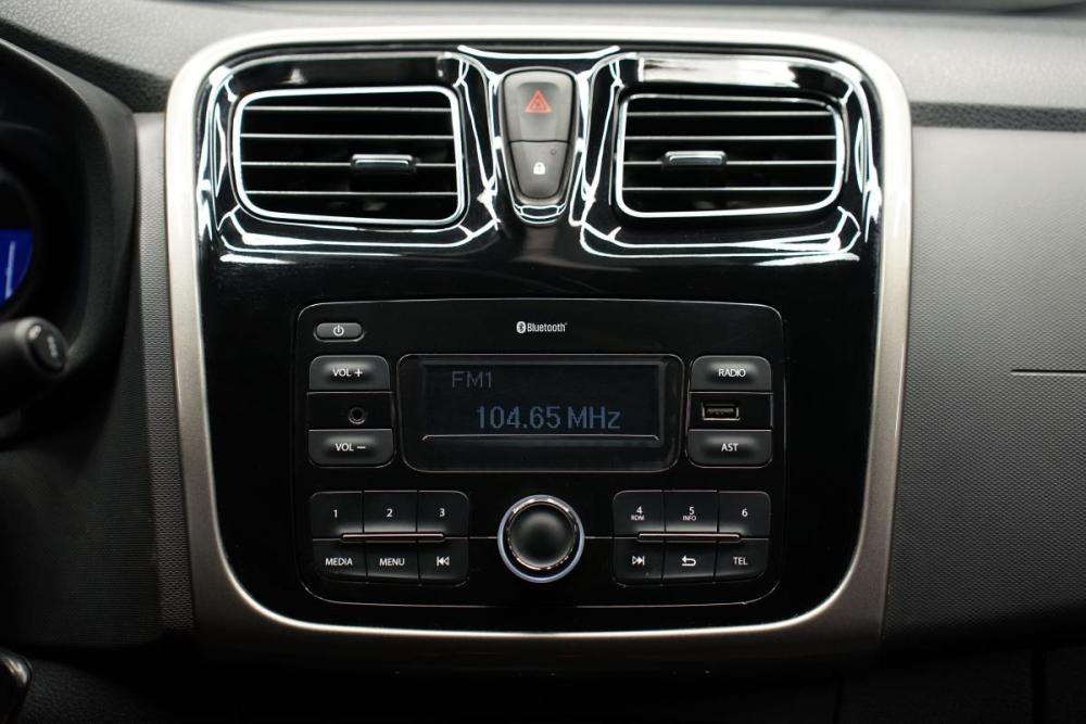 Renault Logan II Рестайлинг Крым  - изображение 19