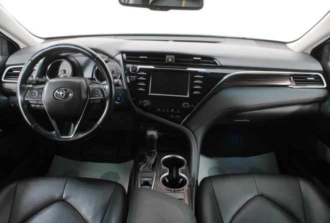 Toyota Camry VIII (XV70) с пробегом 2019 года, цена 2 760 000 рублей, 105544 км, седан, Автокод Объявления
