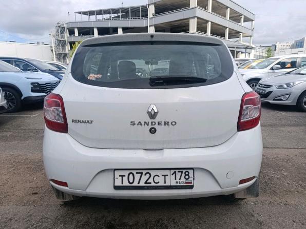 Renault Sandero II с пробегом 2015 года, цена 439 000 рублей, 171408 км, хэтчбек, Автокод Объявления