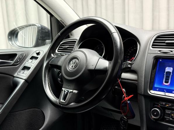 Volkswagen Golf VI с пробегом 2011 года, цена 979 000 рублей, 114776 км, хэтчбек, Автокод Объявления