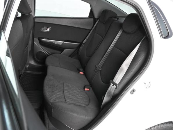 Kia Rio III Рестайлинг с пробегом 2016 года, цена 1 239 000 рублей, 134310 км, седан, Автокод Объявления